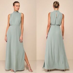 Elegant Sleeveless Green Maxi Dress